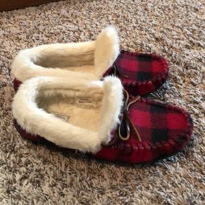 Bass Buffalo Plaid Slippers